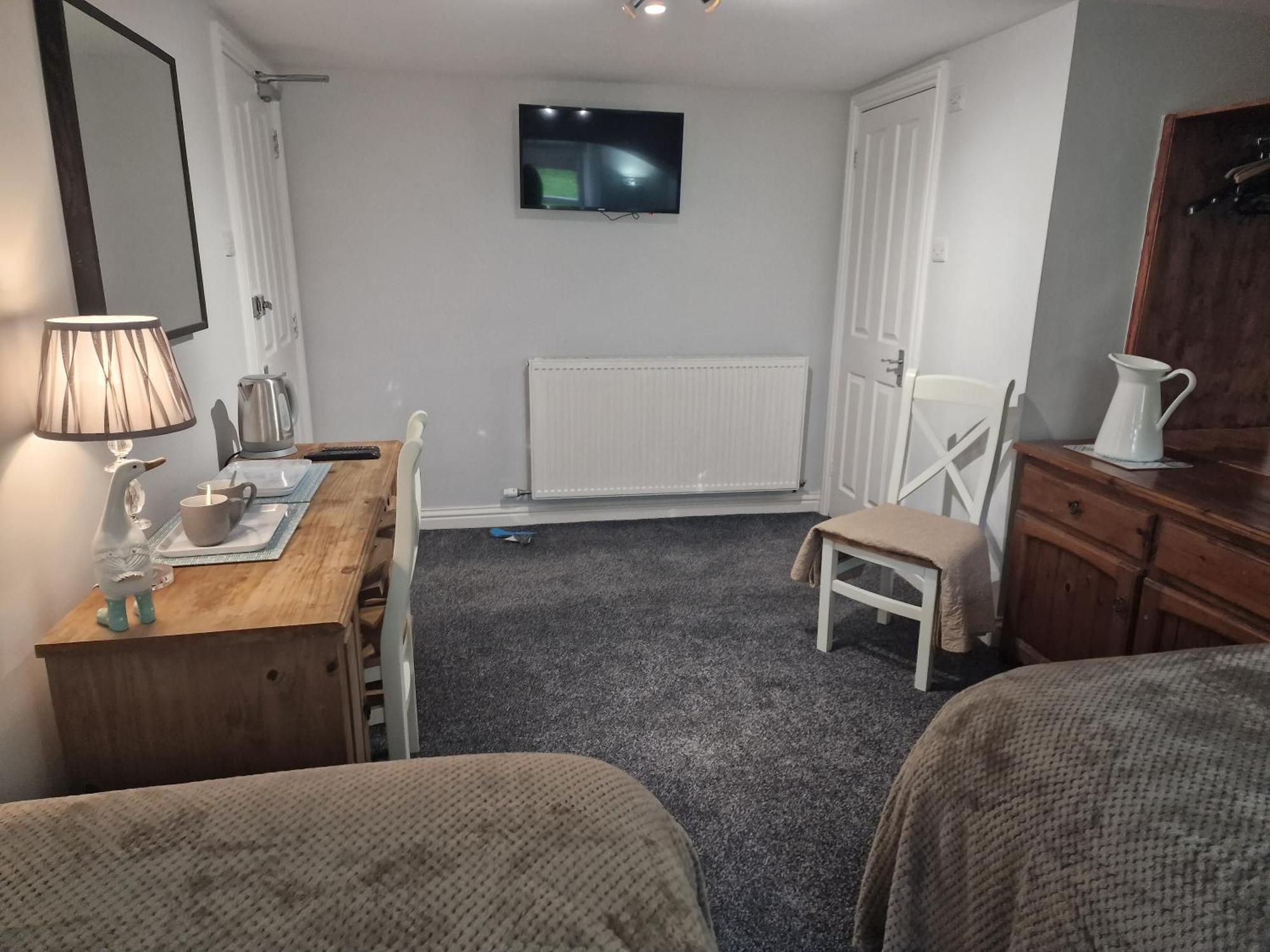 Teviotside Travel Inn Ltd 하윅 외부 사진
